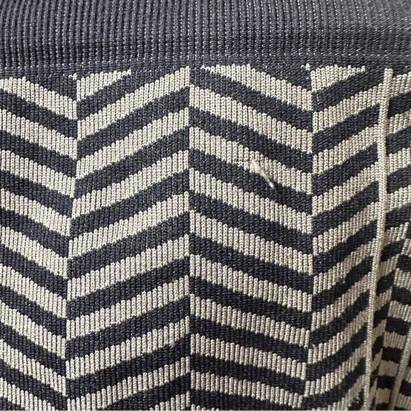 Lululemon In the Flow‎ Capri Crop Leggings Size 6 Heathered Fatigue Green Black - Picture 3 of 11